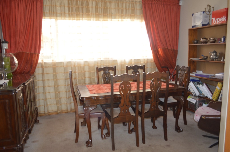3 Bedroom Property for Sale in Flamwood North West